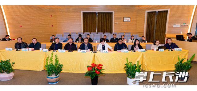 4月16日，省自然资源厅党组成员、省自然资源副总督察李全胜带队调研长沙行政执法信息化建设工作。