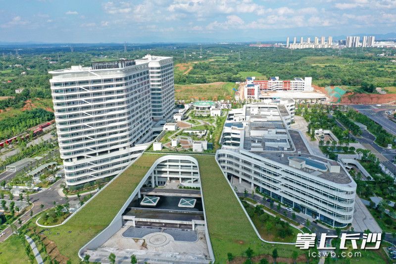 长沙县人民医院（湖南省人民医院星沙院区）预计9月底开业运营。 均为长沙晚报全媒体记者 王志伟 摄