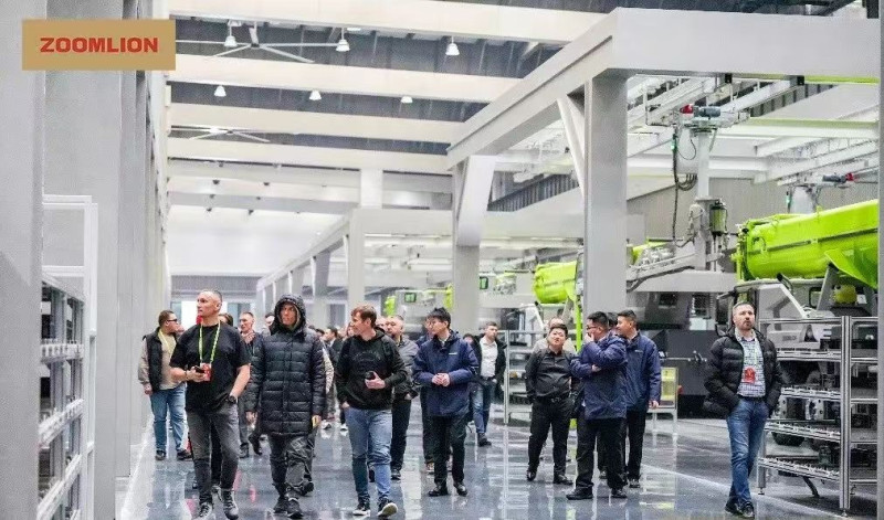 产线参观。图片均由受访者提供 产线参观。图片均由受访者提供