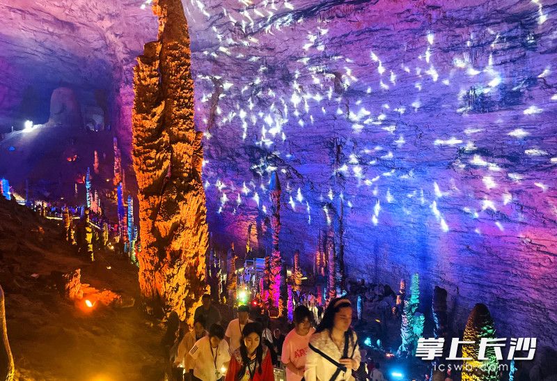 绚丽酷炫。 绚丽酷炫。