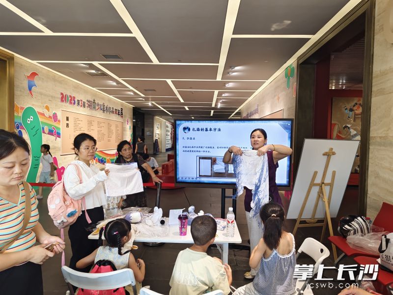 作品展示。均为 实习生 摄 作品展示。均为 实习生 摄