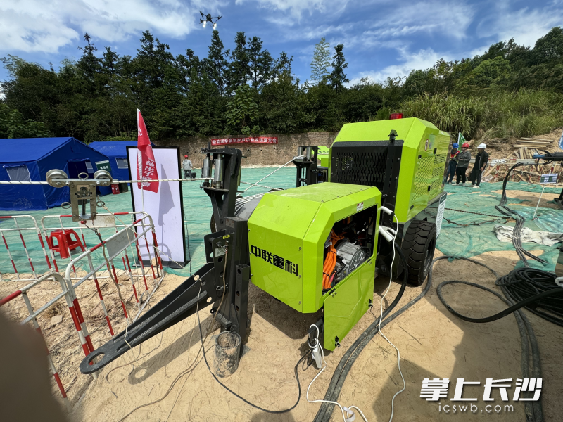 中联重科新能源牵张成套设备。长沙晚报通讯员 刘成坤 供图 中联重科新能源牵张成套设备。长沙晚报通讯员 刘成坤 供图