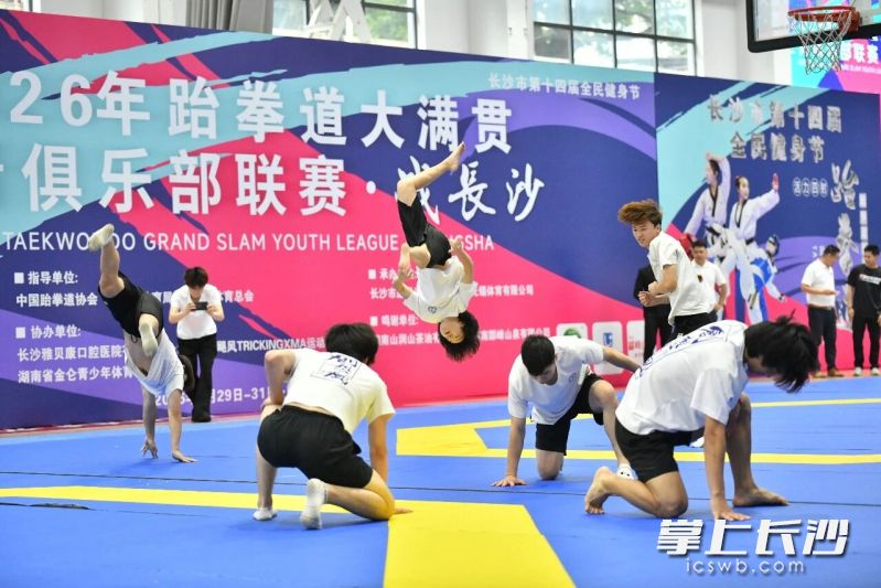 特技。 特技。