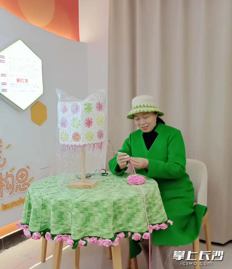 欧沛琼老师将为小学员们授课。天心阁景区管理处供图 欧沛琼老师将为小学员们授课。天心阁景区管理处供图