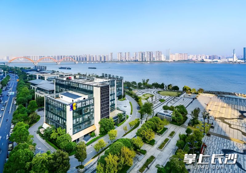 湘江国投逐步完善在AI产业链上的投资布局。 湘江国投逐步完善在AI产业链上的投资布局。