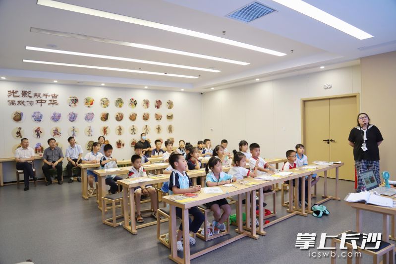 《非遗通识教育》读本试教学。 均为长沙晚报通讯员杨曦供图 《非遗通识教育》读本试教学。 均为长沙晚报通讯员杨曦供图