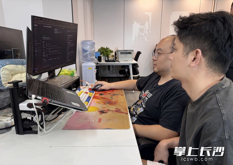 麦芽智创技术团队,围绕企业研发需求打造“麦芽AI”,覆盖从需求分析、原型设计、文档撰写、代码编写到自动化测试的全流程。 麦芽智创技术团队,围绕企业研发需求打造“麦芽AI”,覆盖从需求分析、原型设计、文档撰写、代码编写到自动化测试的全流程。