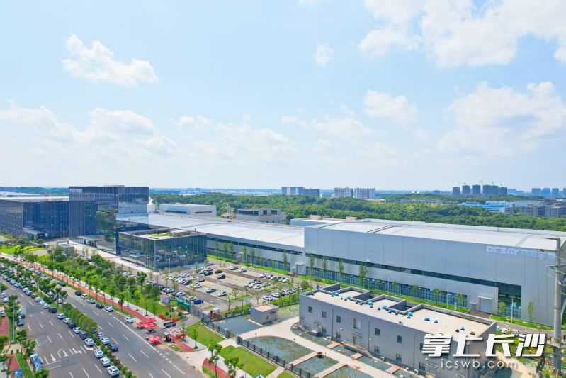 望城经开区通过有偿收回、用途调整处置一块闲置土地,成功引进德赛电池储能电芯项目,补齐了园区新能源储能产业链的关键一环。望城经开区 供图 望城经开区通过有偿收回、用途调整处置一块闲置土地,成功引进德赛电池储能电芯项目,补齐了园区新能源储能产业链的关键一环。望城经开区 供图