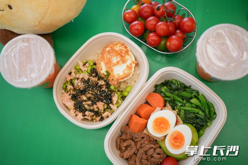轻食已不再只是“吃草”。 轻食已不再只是“吃草”。