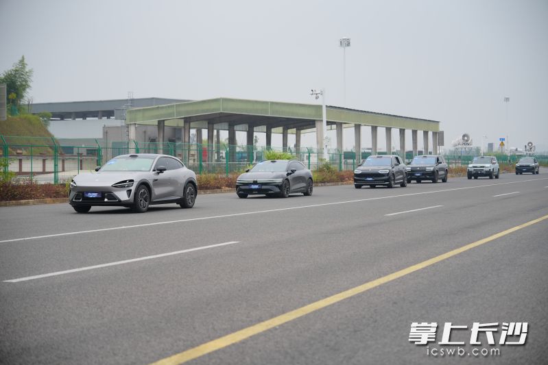 多个品牌多款车型参与角逐。 多个品牌多款车型参与角逐。