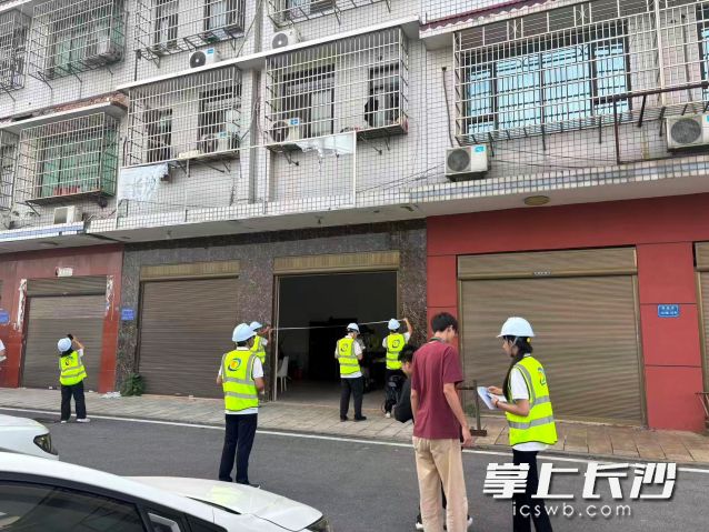 目前,望城区老旧房屋专业化体检、市场化保险保障工作已进入实质推进阶段。 均为长沙晚报通讯员 刘李 供图 目前,望城区老旧房屋专业化体检、市场化保险保障工作已进入实质推进阶段。 均为长沙晚报通讯员 刘李 供图