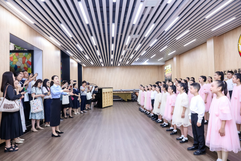 在砂子塘小学,美育的终点是学生内心审美力量的生长。 在砂子塘小学,美育的终点是学生内心审美力量的生长。