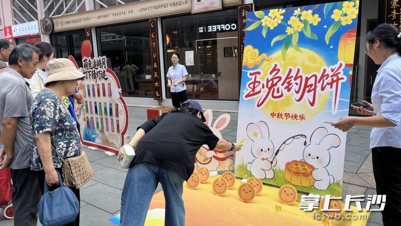 活动现场。 均为 通讯员 黄嘉楠 摄 活动现场。 均为 通讯员 黄嘉楠 摄