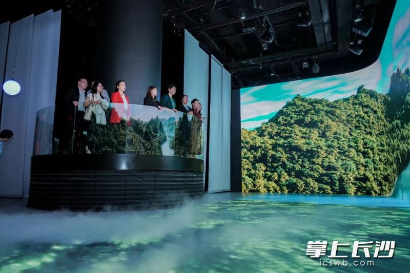 明和集团音视频体验中心。均为受访者供图 明和集团音视频体验中心。均为受访者供图