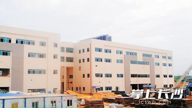 2013年,正在建设中的九芝堂一期产业园。 2013年,正在建设中的九芝堂一期产业园。