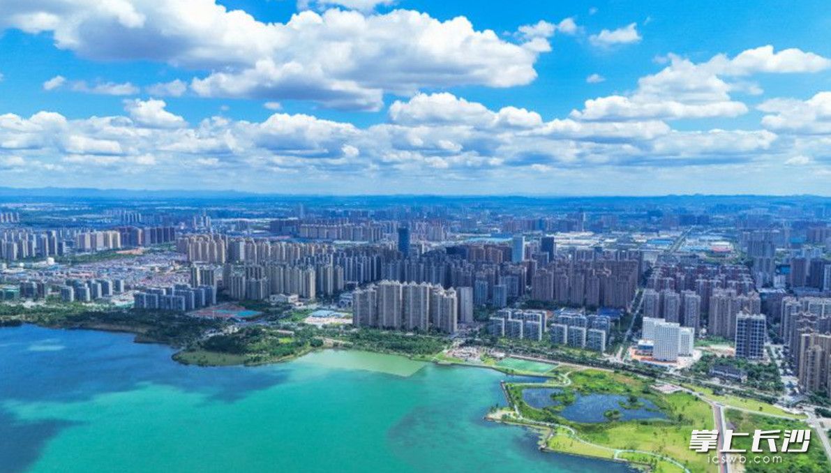 风光旖旎的松雅湖国家湿地公园。星沙时报全媒体记者 章帝 摄
